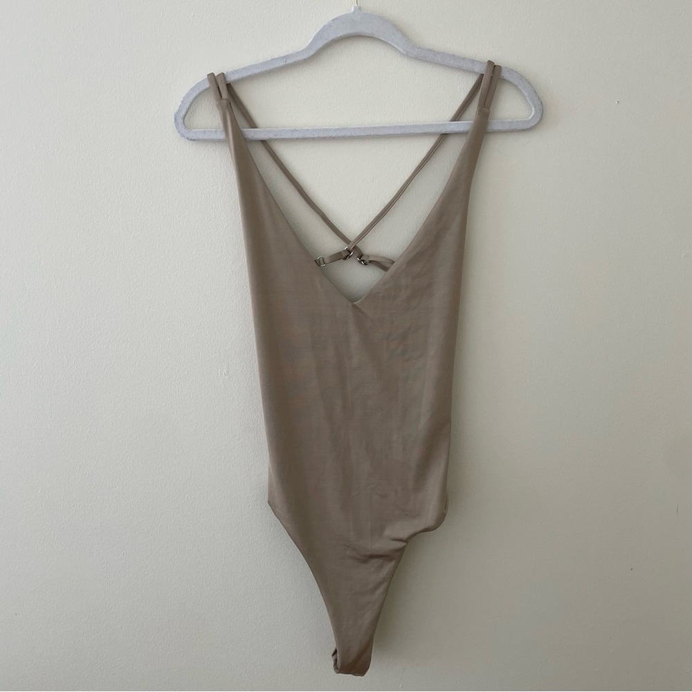 One piece swim suit